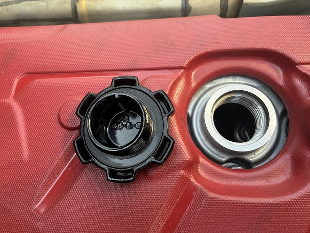 日野　デュトロ