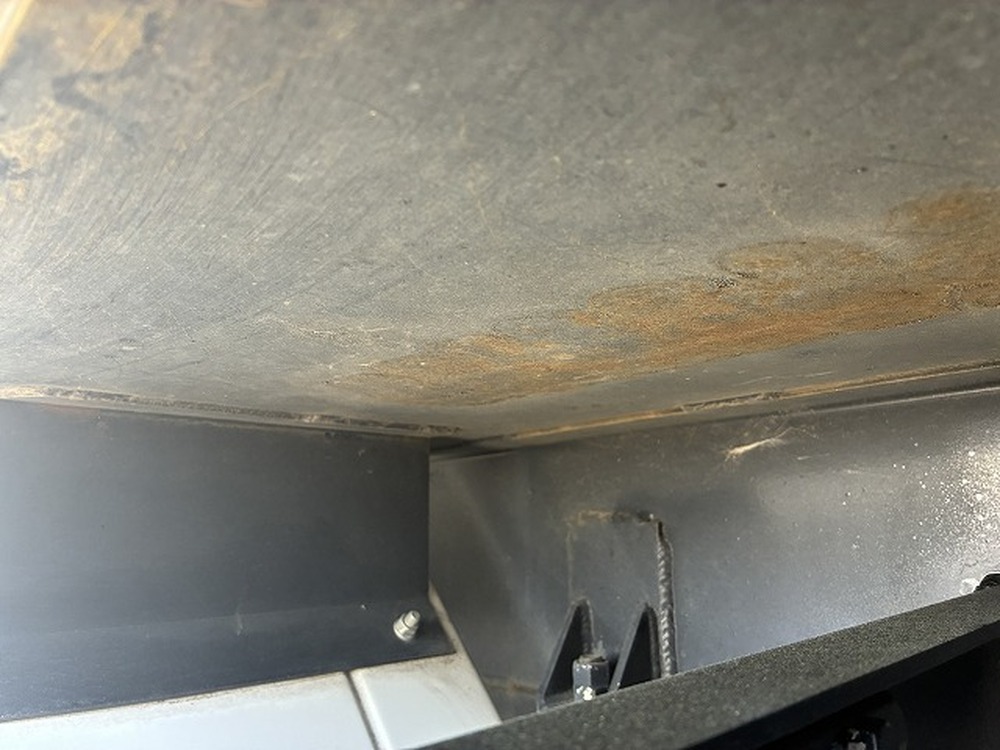 日野　デュトロ