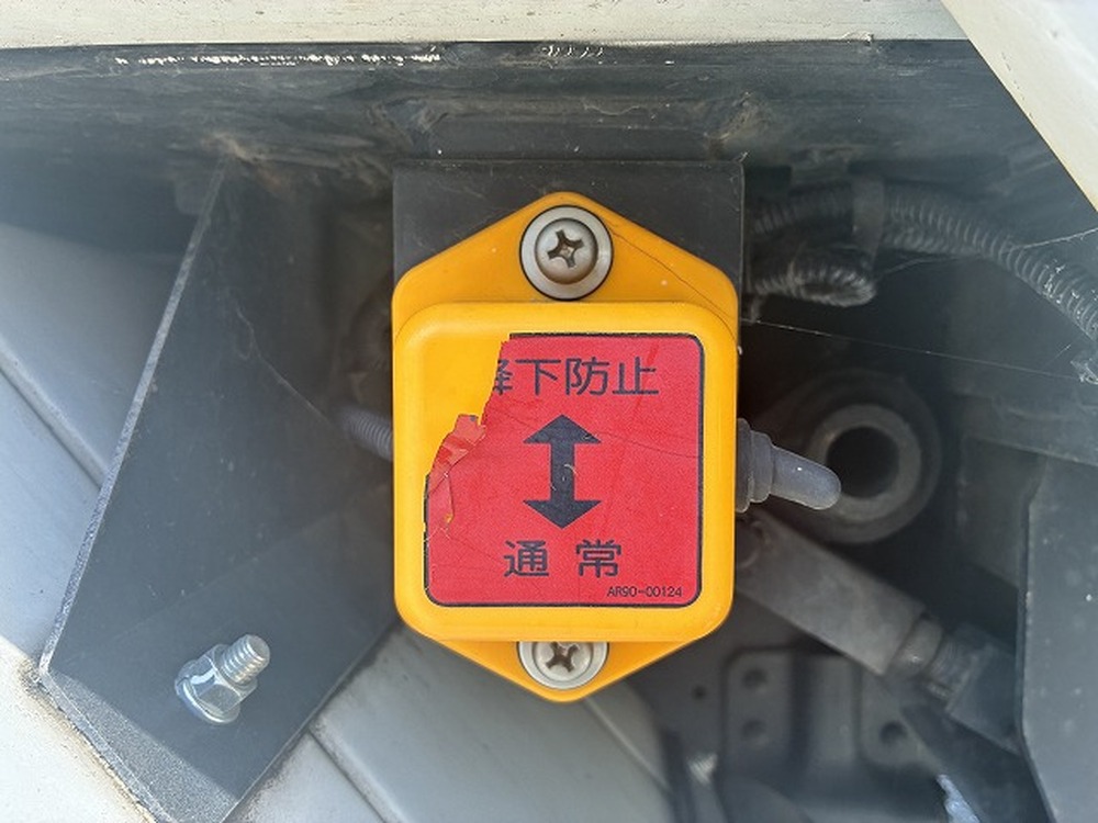 日野　デュトロ