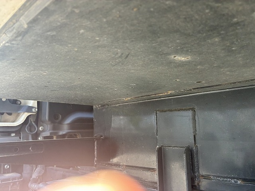 日野　デュトロ