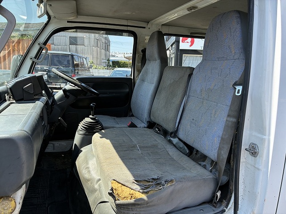 日産　アトラストラック