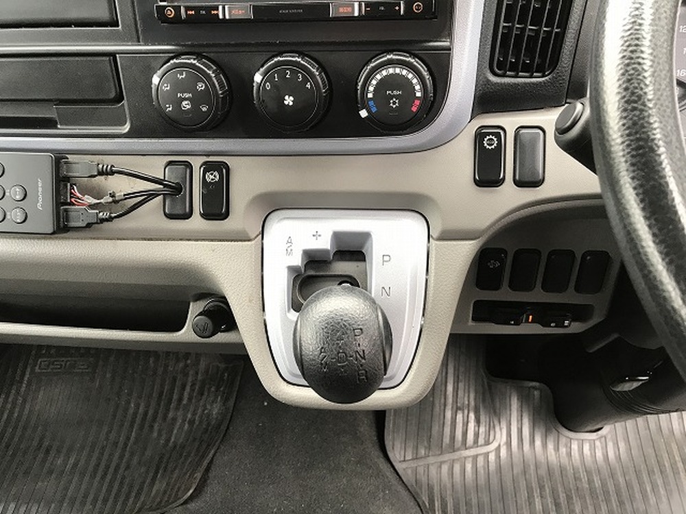 三菱ふそう　キャンター