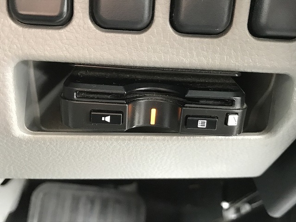 三菱ふそう　キャンター