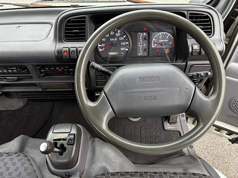 いすゞ　エルフ