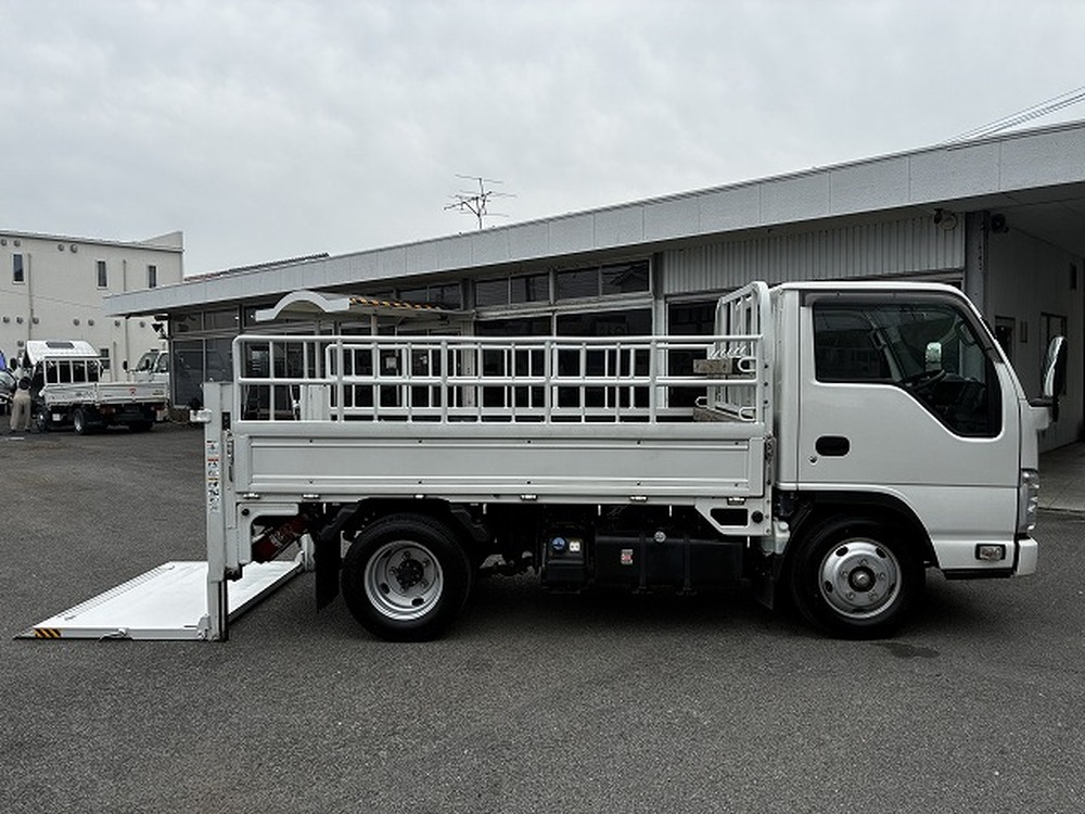 いすゞ　エルフ