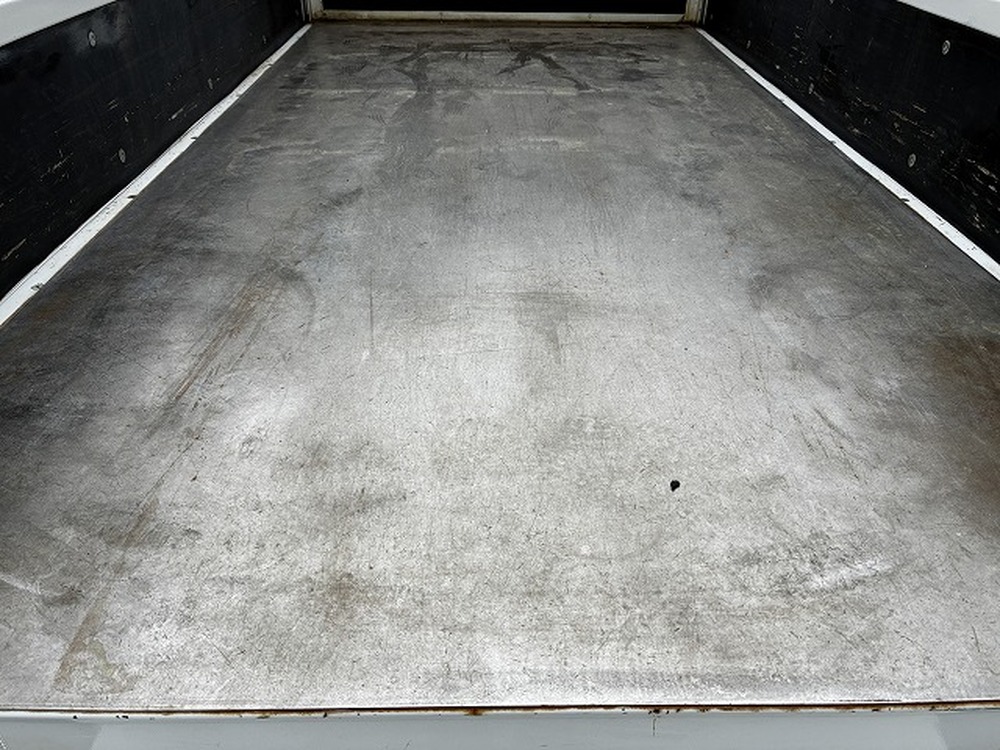 いすゞ　エルフ