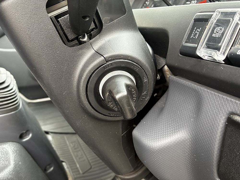 いすゞ　エルフ