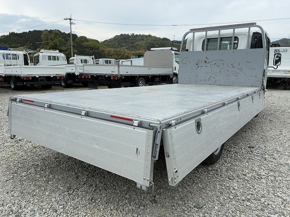 いすゞ　エルフ