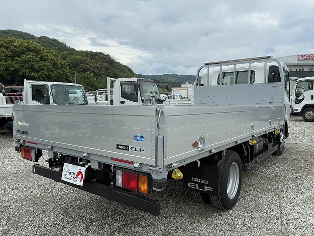 いすゞ　エルフ
