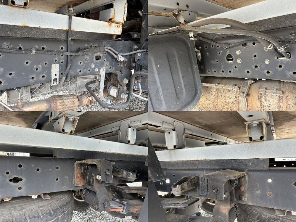 日野　デュトロ