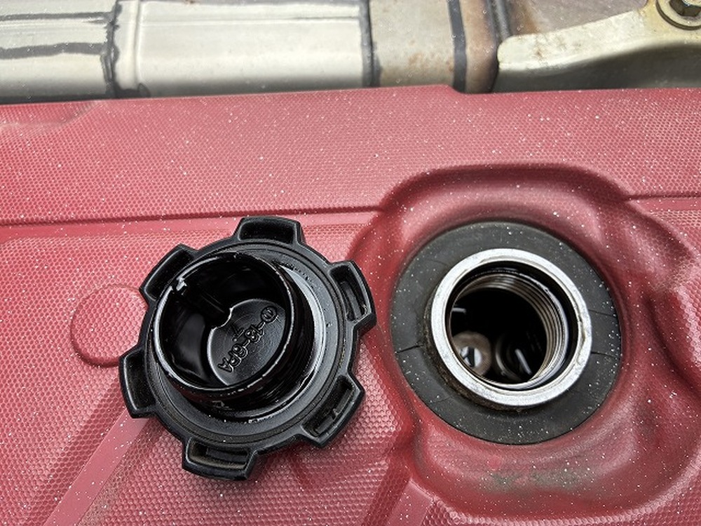 日野　デュトロ