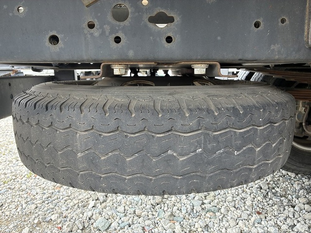 日野　デュトロ