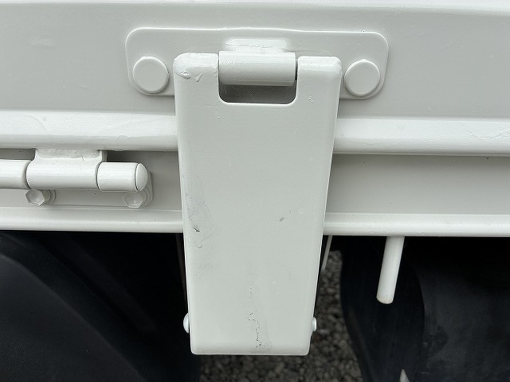 日野　デュトロ