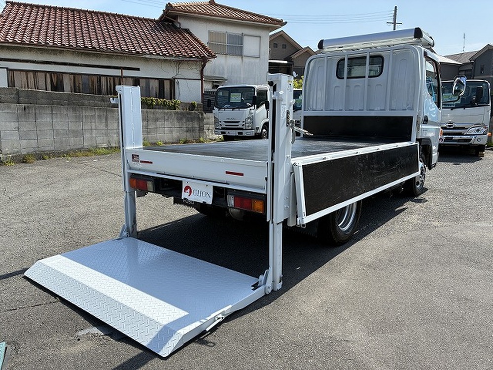 三菱ふそう　キャンター