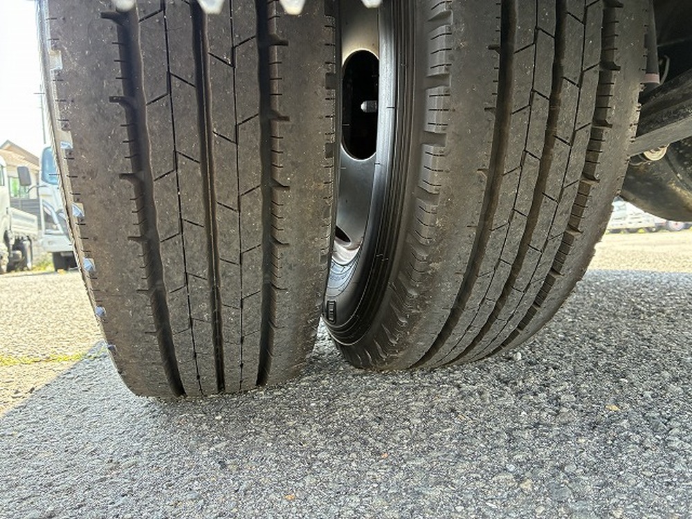 三菱ふそう　キャンター