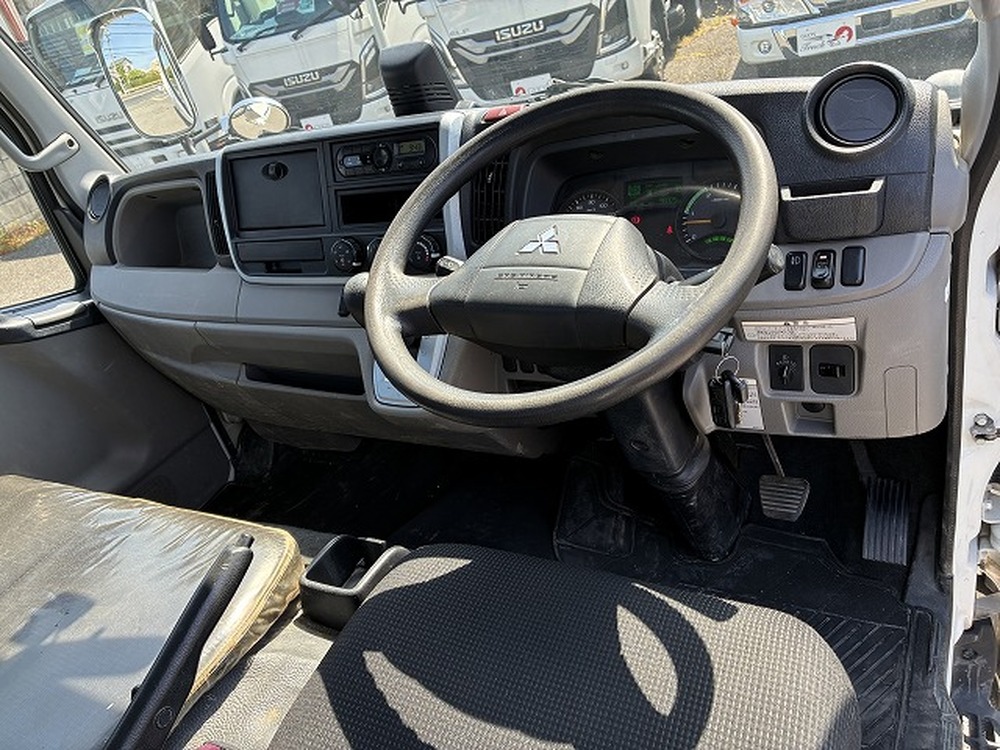 三菱ふそう　キャンター