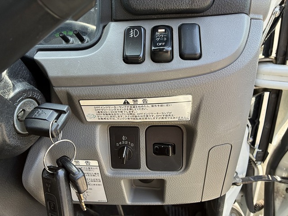 三菱ふそう　キャンター