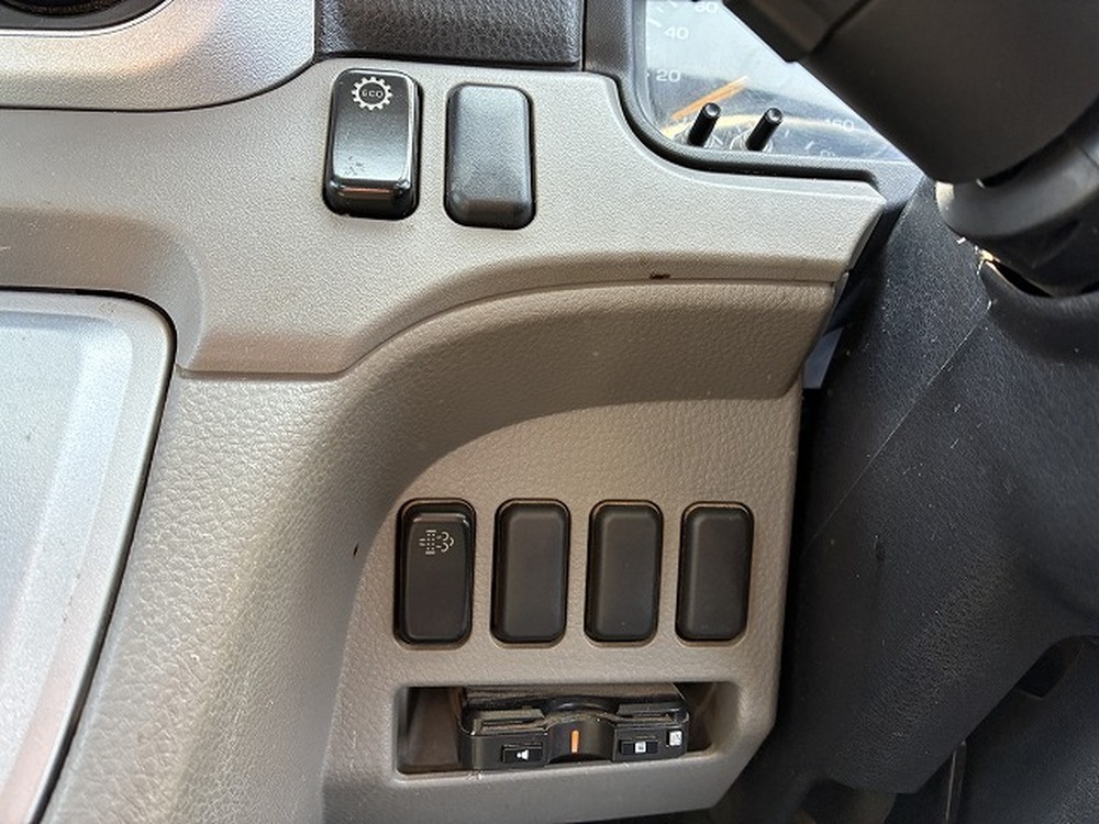 三菱ふそう　キャンター