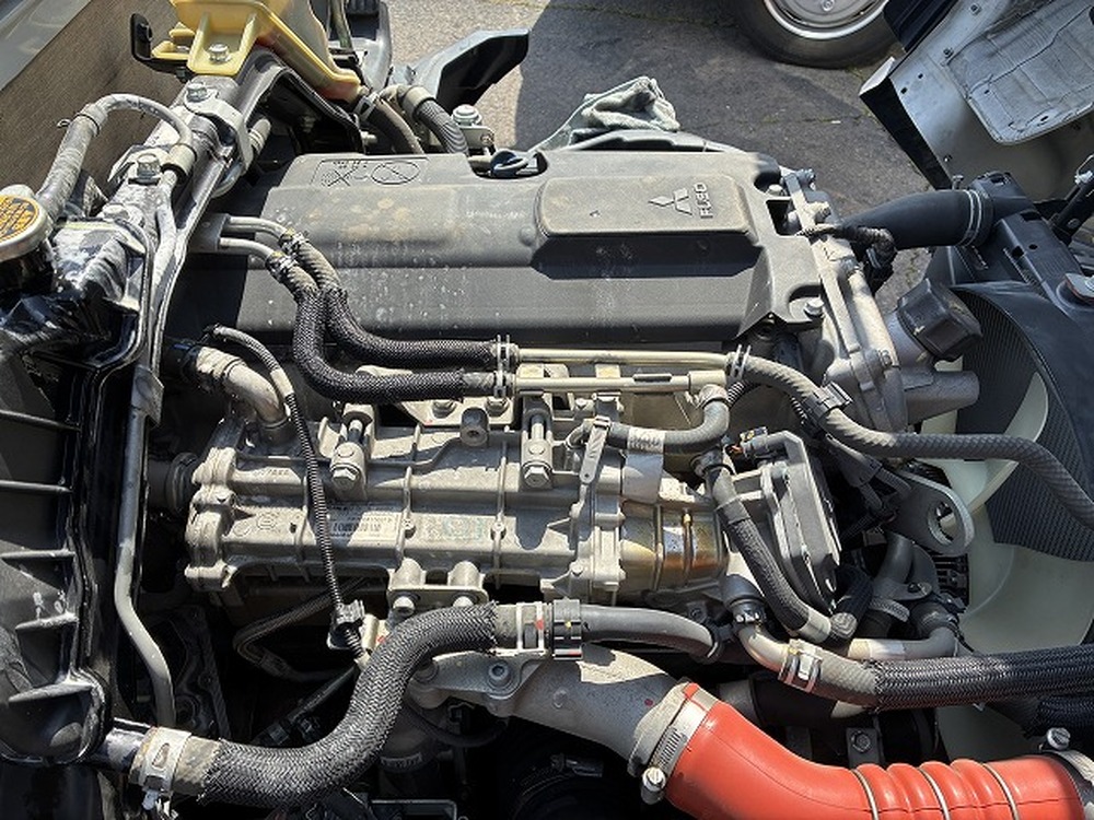 三菱ふそう　キャンター