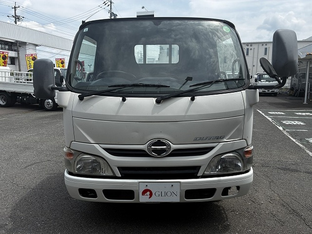 日野　デュトロ