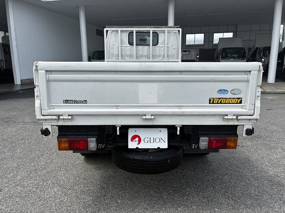 日野　デュトロ