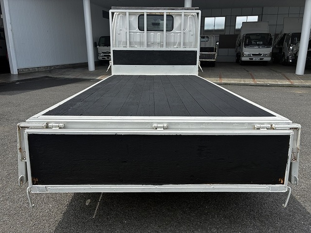 日野　デュトロ