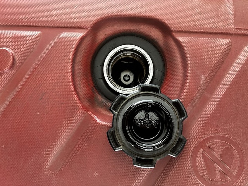 日野　デュトロ