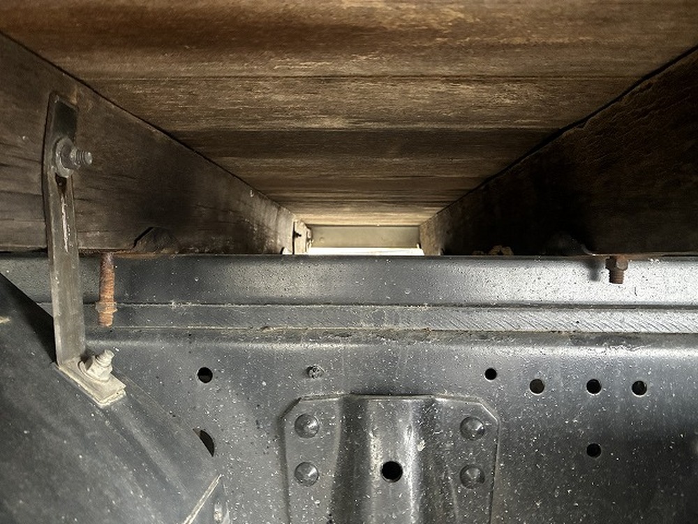 日野　デュトロ