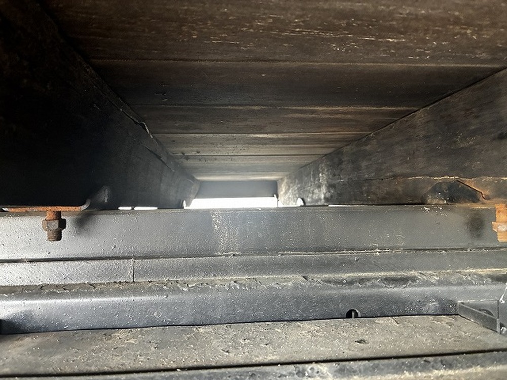 日野　デュトロ