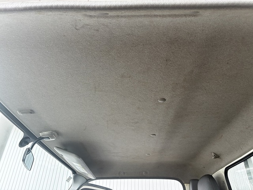 日野　デュトロ