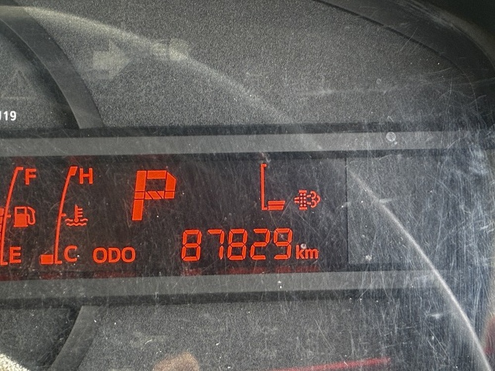 日野　デュトロ