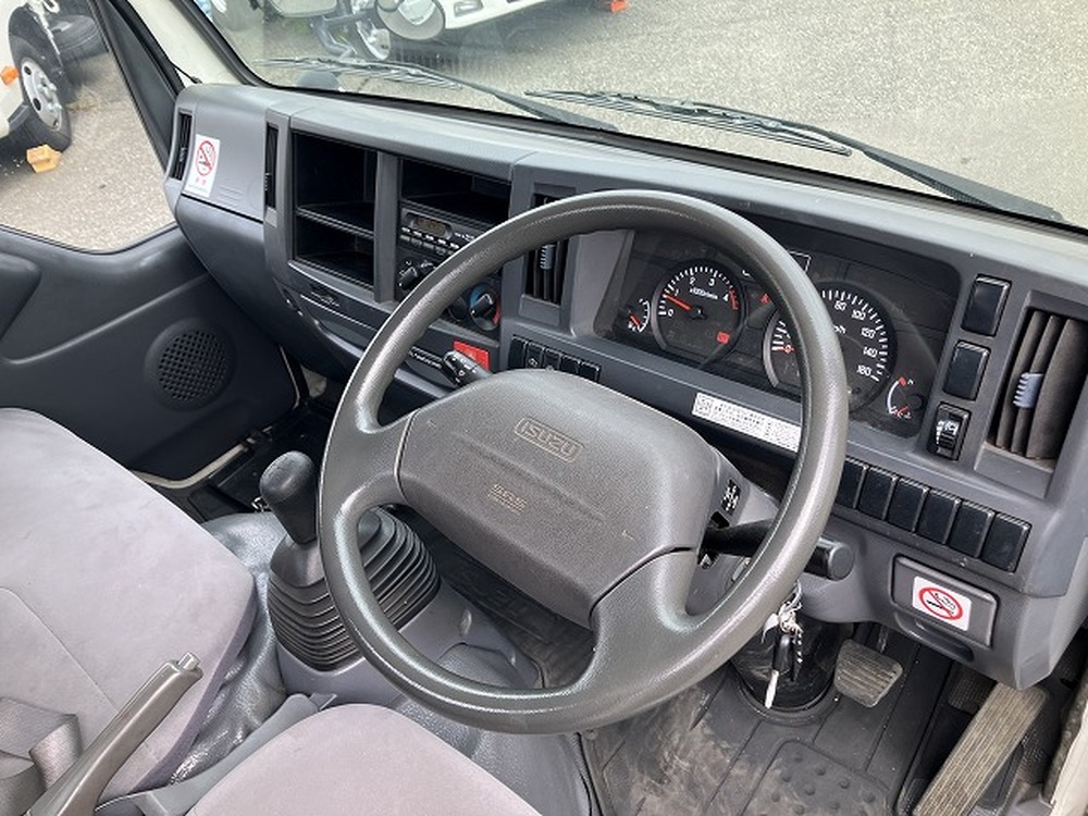 いすゞ　エルフ