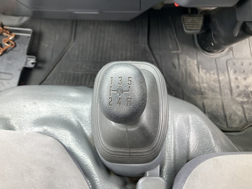 いすゞ　エルフ