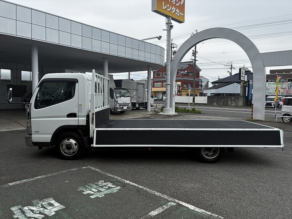 三菱ふそう　キャンター