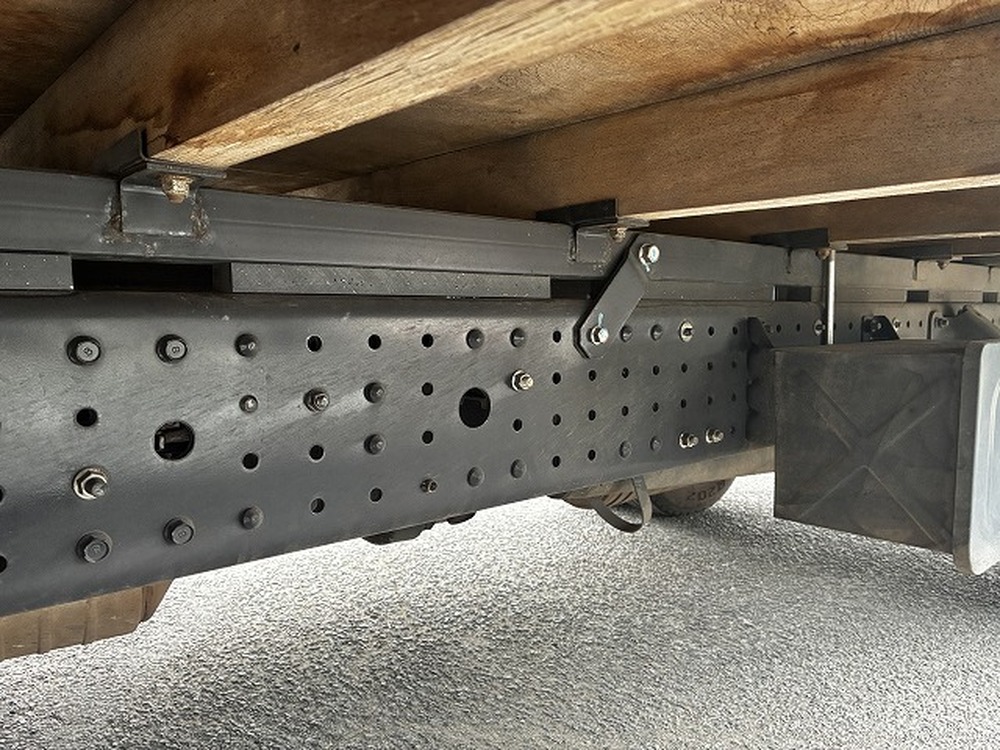 三菱ふそう　キャンター