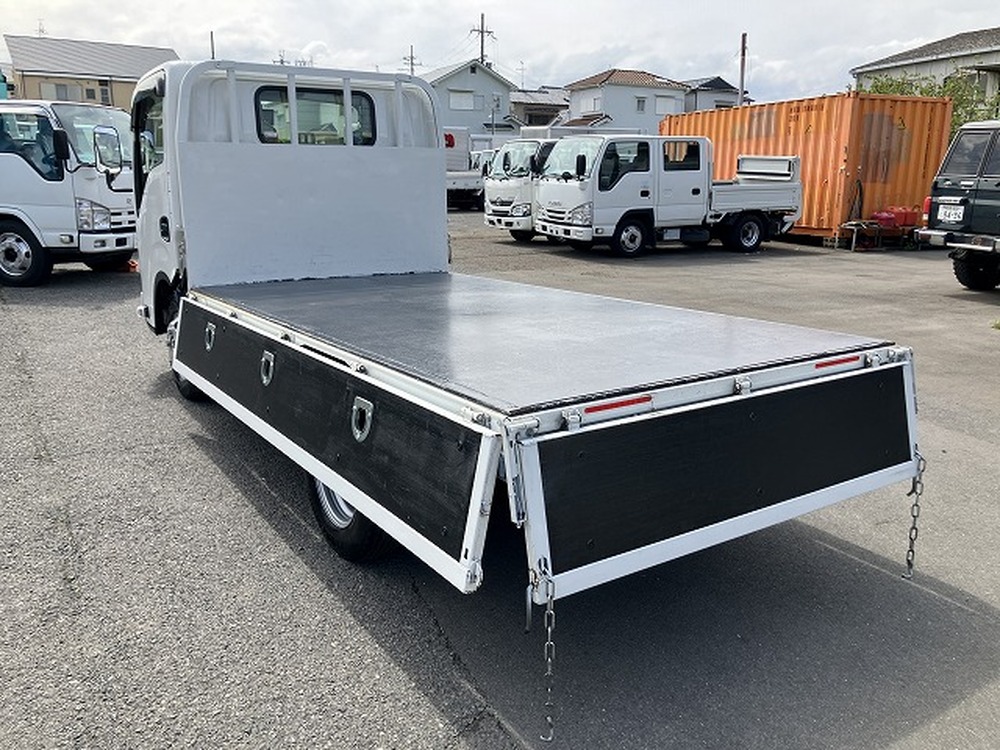 いすゞ　エルフ