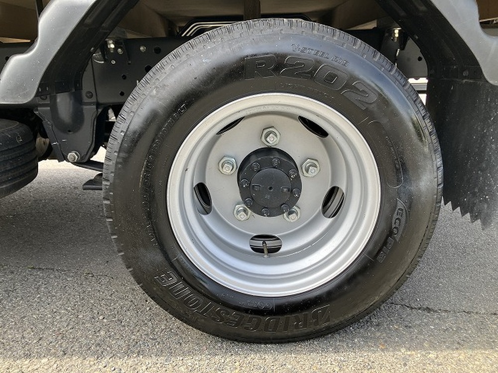 いすゞ　エルフ