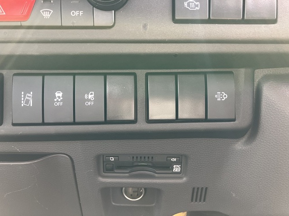 いすゞ　エルフ