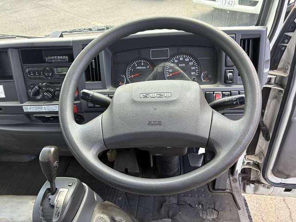 いすゞ　エルフ