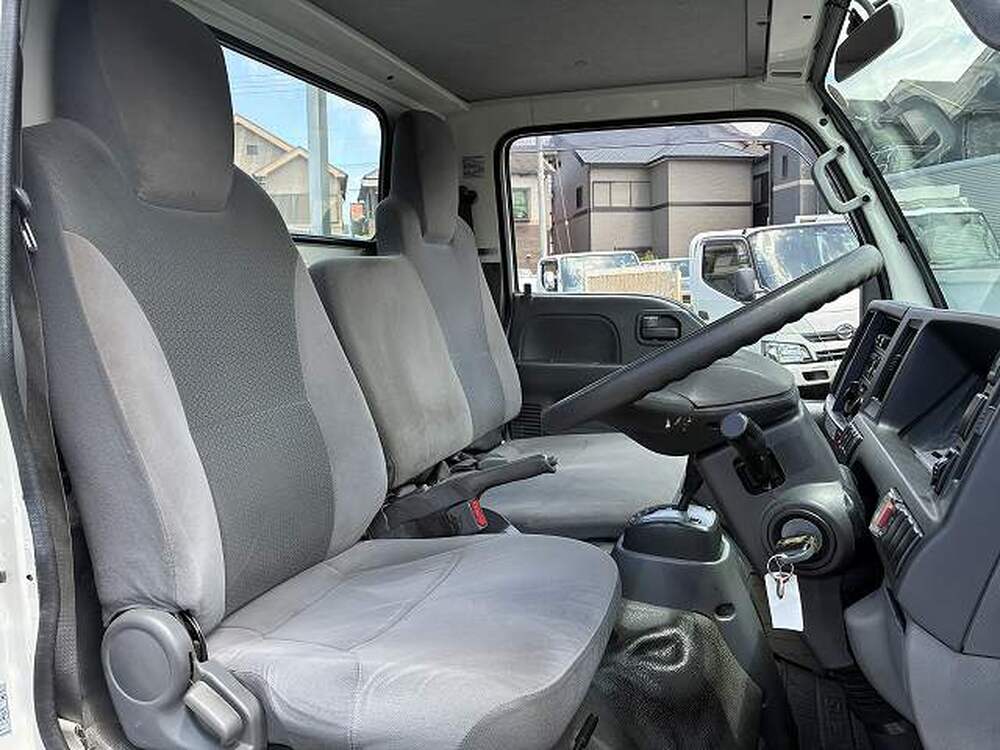 いすゞ　エルフ