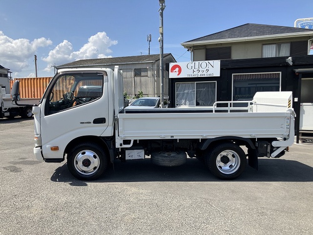 日野　デュトロ