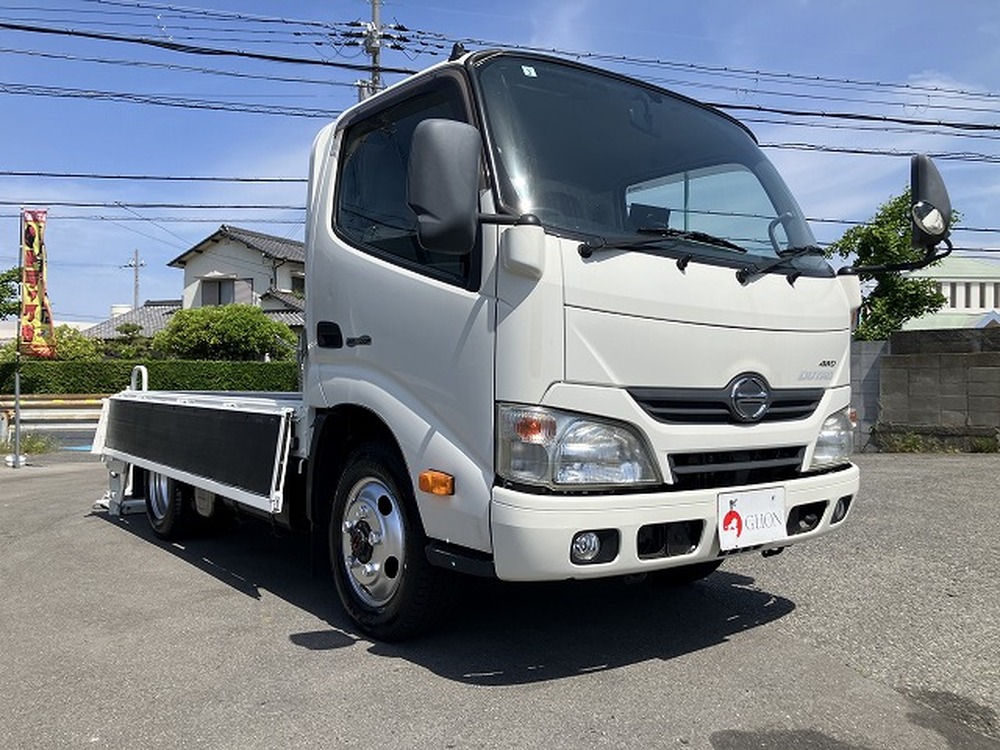 日野　デュトロ