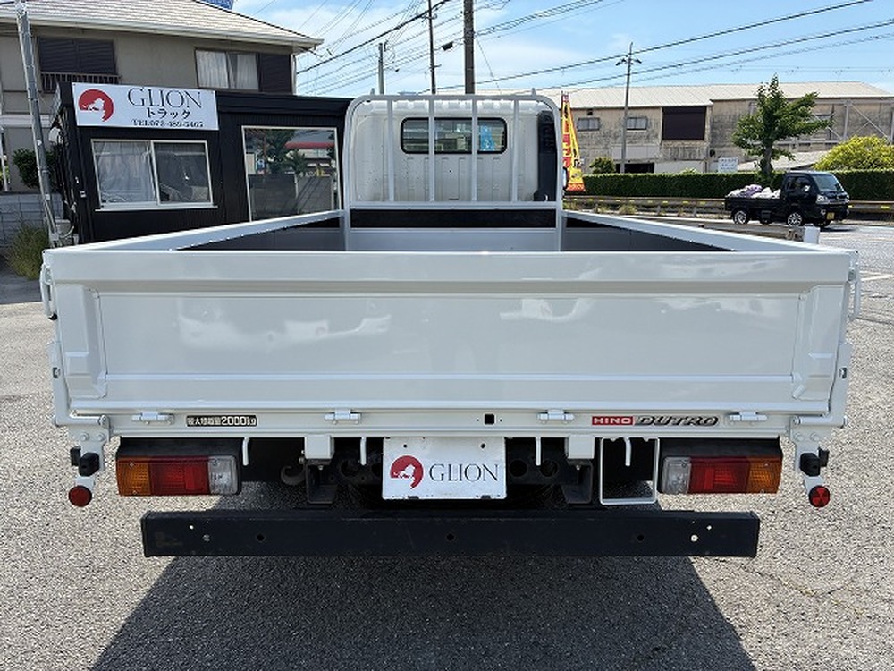 日野　デュトロ