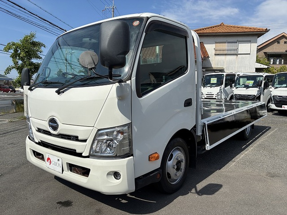 日野　デュトロ
