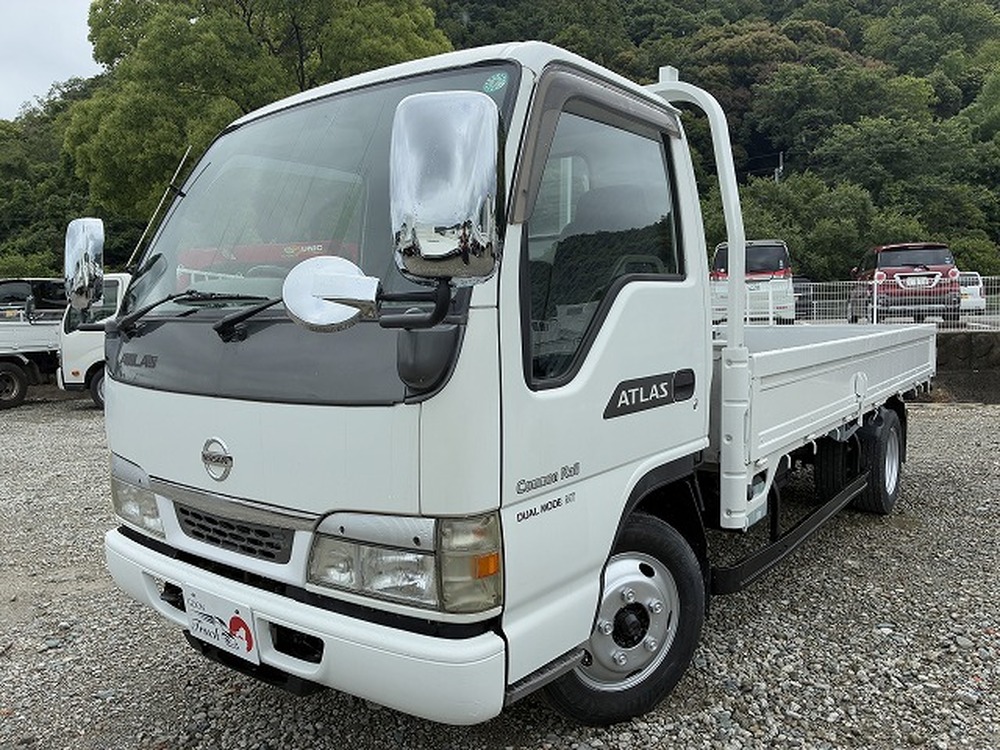 日産　アトラストラック