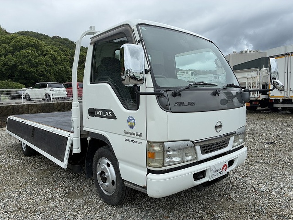 日産　アトラストラック
