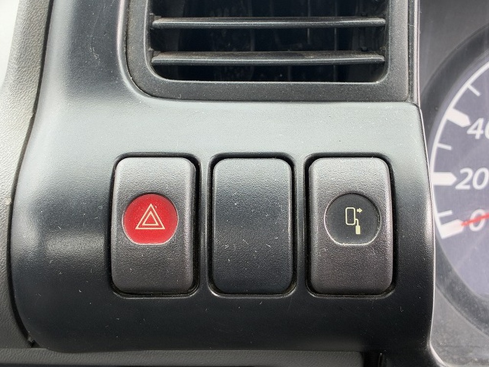 日産　アトラストラック