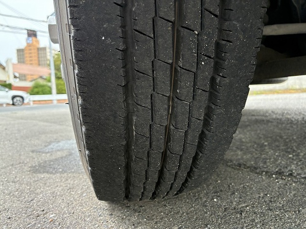 いすゞ　エルフ