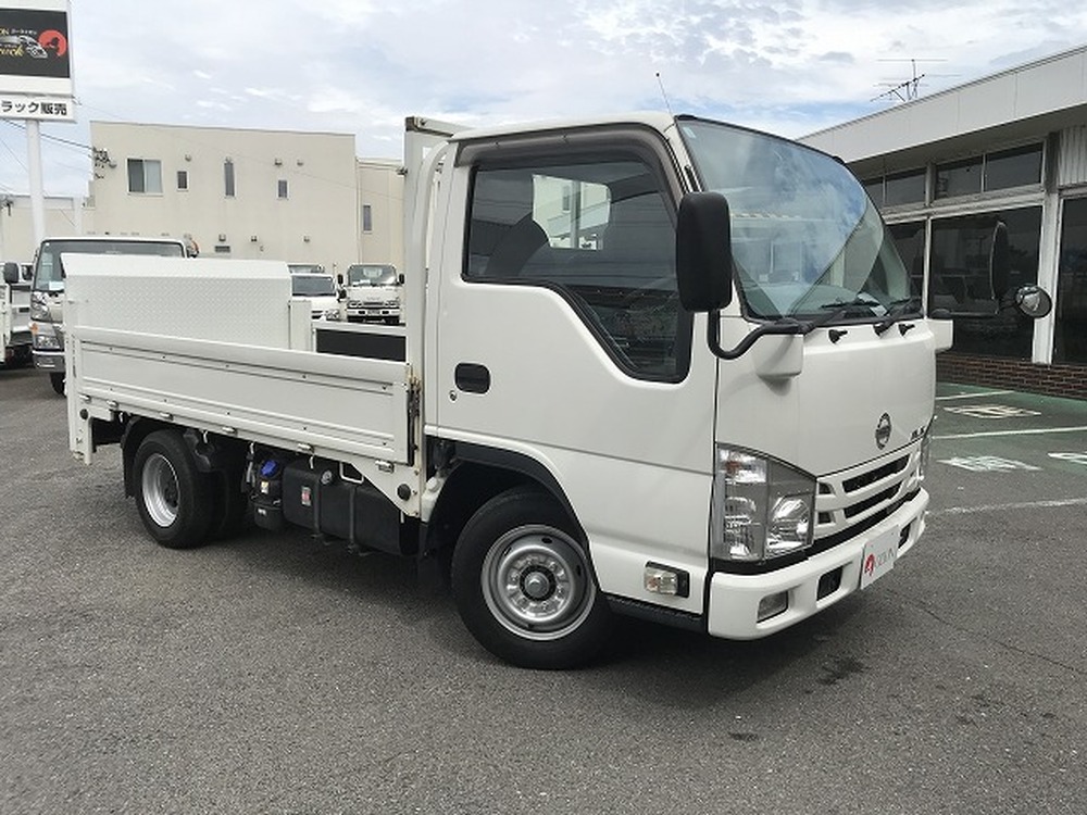 日産　アトラストラック