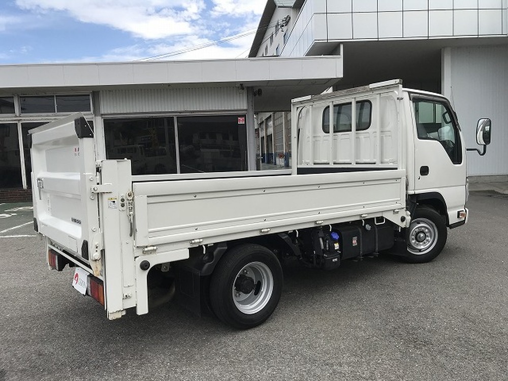 日産　アトラストラック